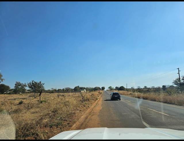 LAND FOR SALE IN MANGONDI